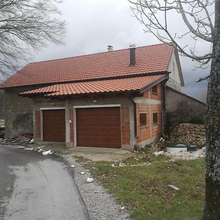 Apartamento Apartma Burjuca Ajdovščina Exterior foto